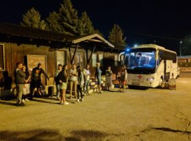 Prva grupa užičkih vukovaca otputovala u Bečiće