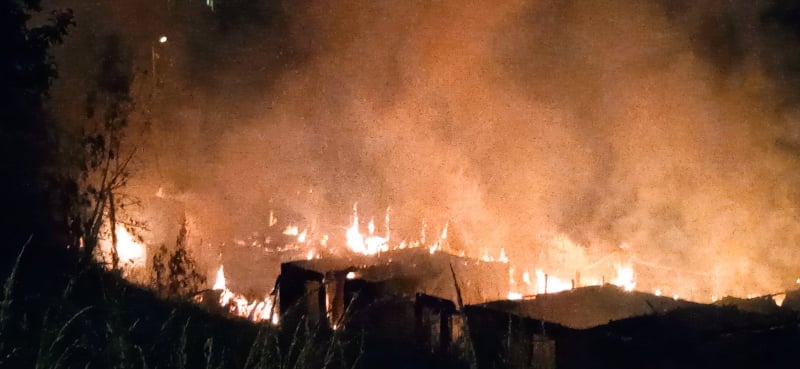 Lokalizovan požar, izgorela dva paviljona bivšeg Studentskog doma
