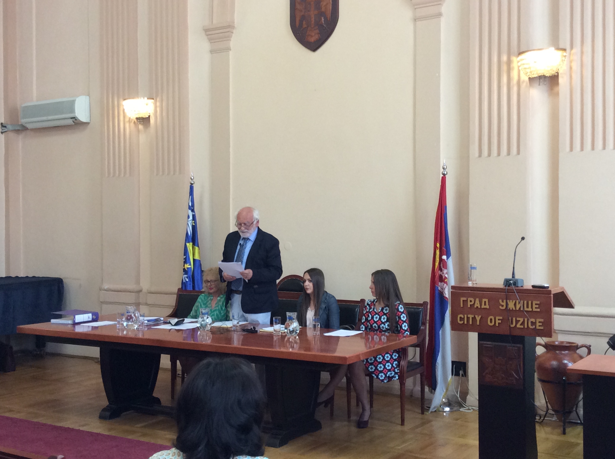 Najmlađe i najstariji, Marina Kurlagić (SNS), Danijela Skokić (LDP) i Nikola Bajić (SNS), presedavajući Foto--URP