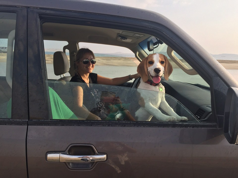 Katar vrlo često obilazi u društvu svog psa Foto--I.A. privatni album