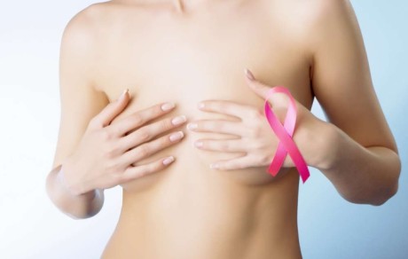 Samopregled dojki se preporučuje posle 20. godine života Foto--www.pitajtedoktora.com