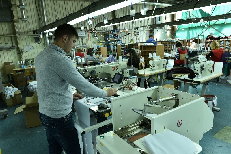 Stalna potreba za kvalifikovanom radnom snagom u svim proizvodnim pogonima "Trendtex-a" Foto--trendtex.rs