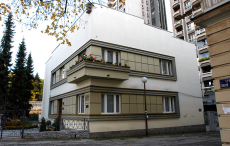 Uzice,_zgrada_glavnog_NOO_Srbije_3