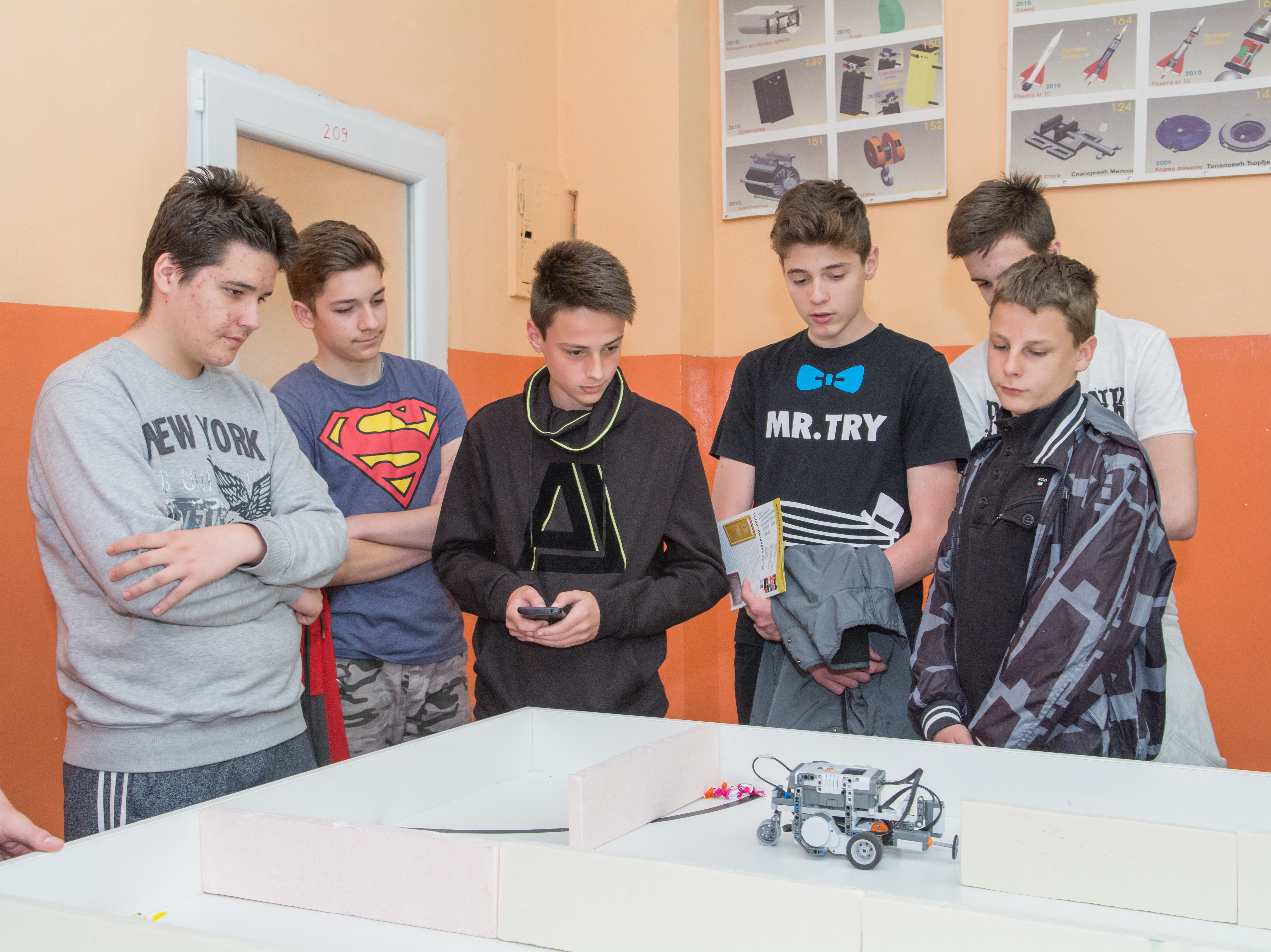 Tehničar za robotiku primamljiv obrazovni profil za mlade generacije Foto--Momčilo Aćimović