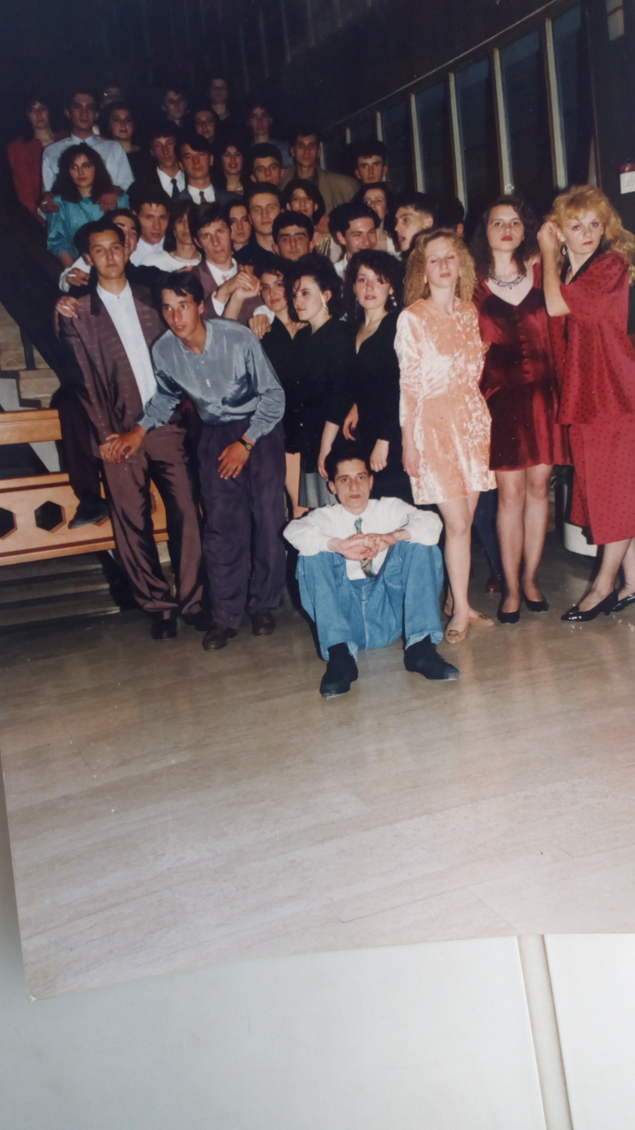 Proslava maturske večeri 28. maja 1992. godine u hotelu "Omorika" na Tari 