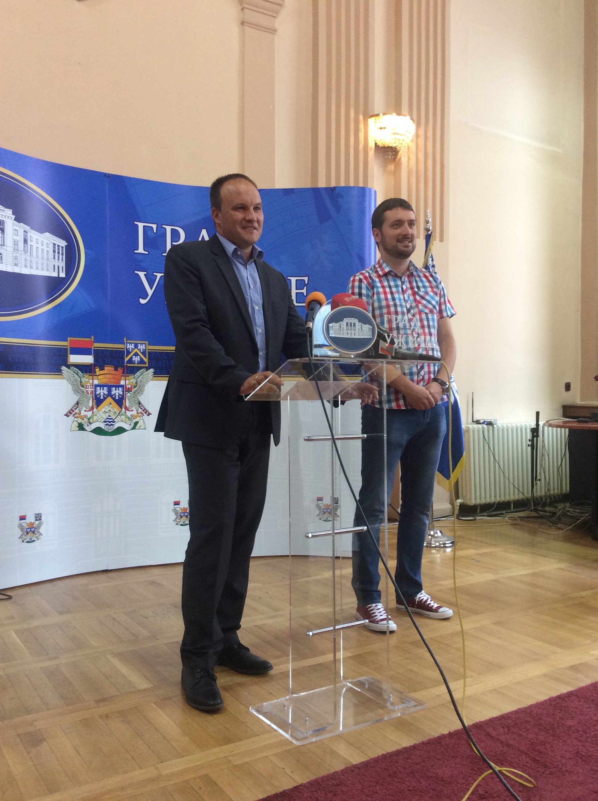Nemanja Nešić, zamenik gradonačelnika Užica i Srđan Nedeljković, predsednik Udruženja "Omladina Užica"
