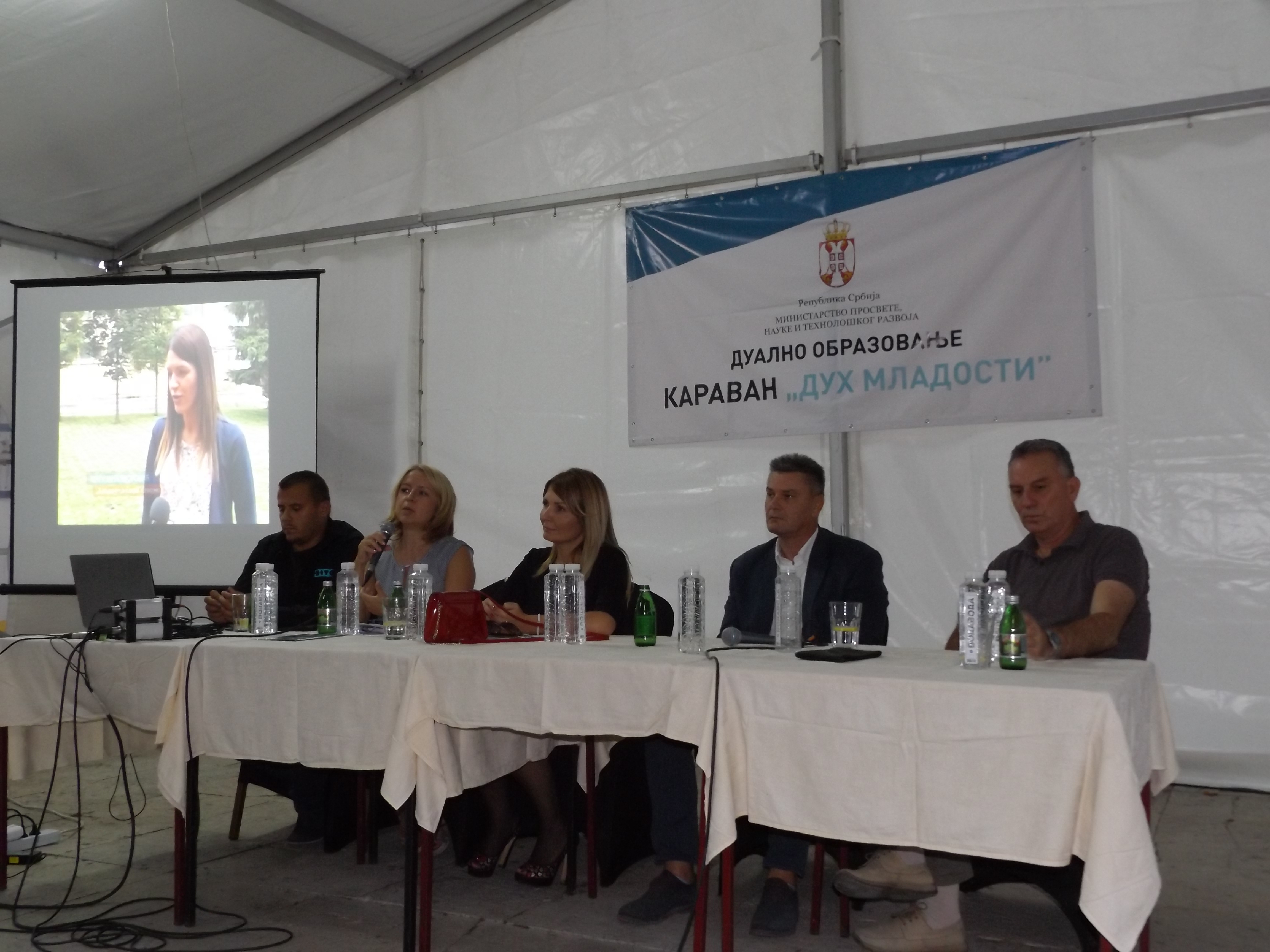 U okviru Karavana "Duh mladosti" u Užicu je održana i panel diskusija