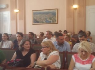 Sa padom standarda raste nasilje