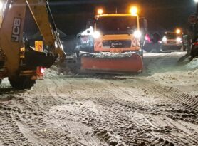Za jednu noc iz centra Zlatibora odveženo 300 kamiona snega