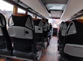 Opština Čajetina dobija minibus za prevoz đaka sa sela