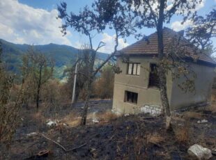 U plamenu nestale kuće i štale, vatru prva ugledala sedmogodišnja devojčica