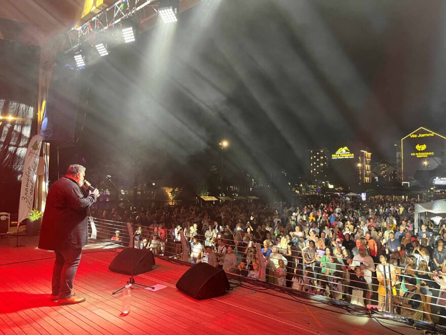 Zlatibor u ritmu Luna benda – nezaboravno veče pop i rok muzike na Kraljevom trgu