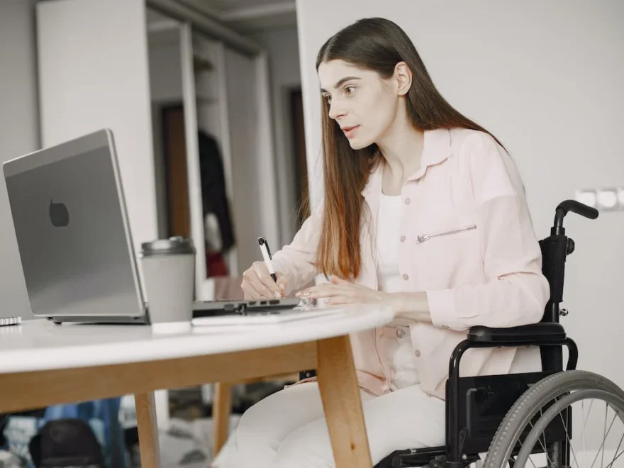 Pravni okvir za zapošljavanje osoba sa invaliditetom u Republici Srbiji