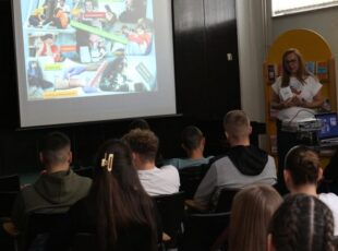Podrška zdravom odrastanju kroz radionice Narodne biblioteke Užice i Udruženja Kolektiv