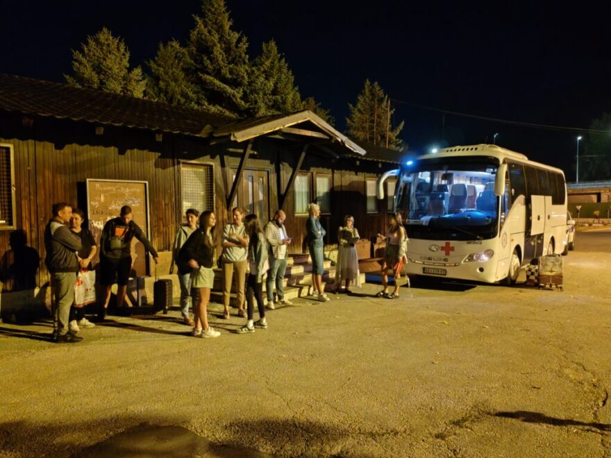 Prva grupa užičkih vukovaca otputovala u Bečiće