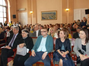 Četiri decenije užičke neonatologije