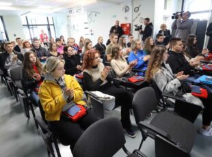 Otvoren prvi učenički Startap kamp u Užicu
