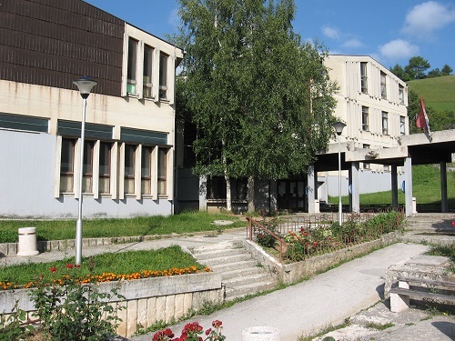 Vlada Srbije finansira kompletnu rekonstrukcije škole u Novoj Varoši