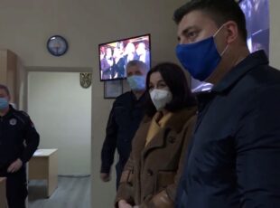 Gradonačelnica tokom novogodišnje noći obišla dežurne službe