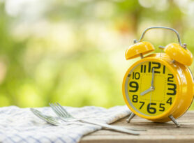 Kako promena vremena i pomeranje sata utiču na raspoloženje, spavanje i stanje organizma?