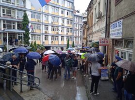 Zbog pritvora advokatu u Užicu trodnevna obustava rada advokata u čitavoj Srbiji