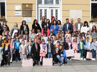 Predškolci na svečanom prijemu u Gradskoj kući